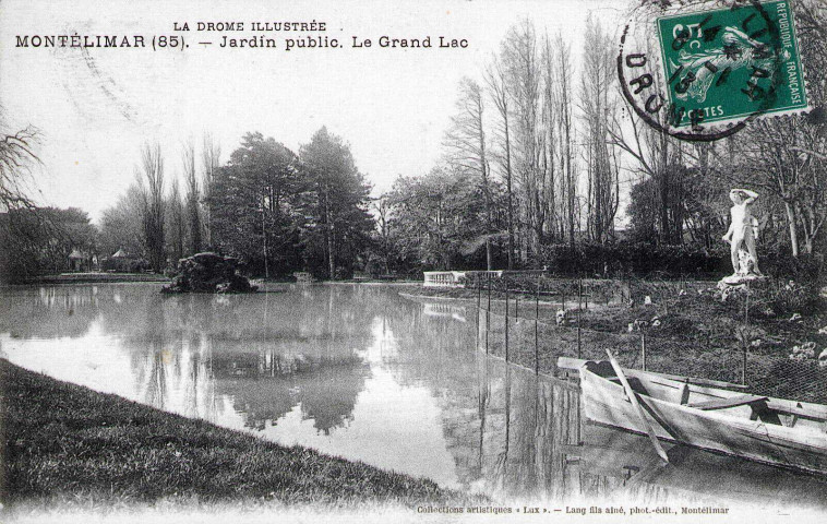 Le plan d'eau du Jardin Public.