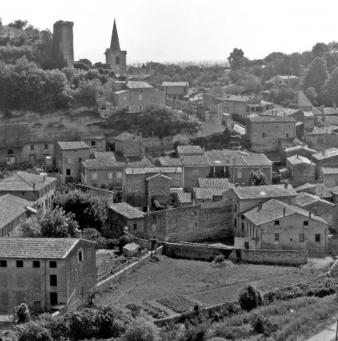 Vue aérienne du village.