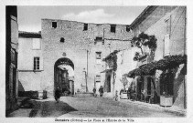 Porte de la Font et Grande Rue.