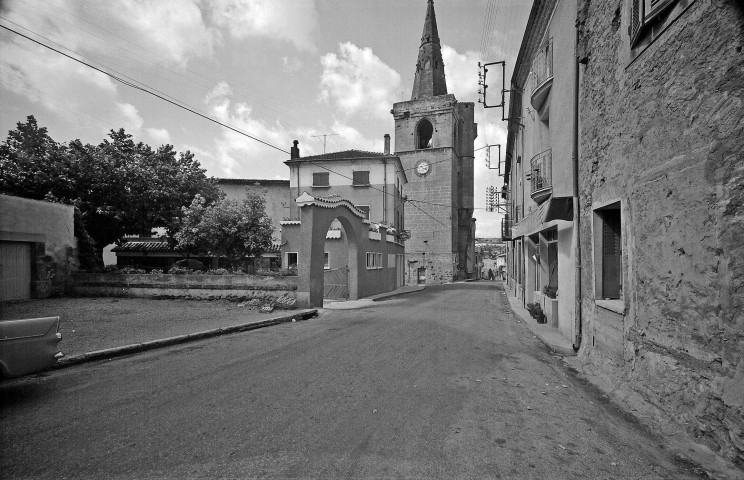 Grâne. - Le beffroi (XVe siècle).