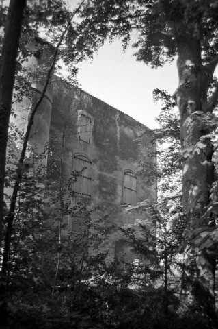 Châteaudouble.- Façade Nord du château.