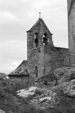 Clansayes.- L'église Saint-Michel.