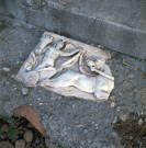 Livron-sur-Drôme.- Bas relief trouvé au hameau de Saint-Genis.