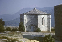 Saint-Restitut.- Chapelle du Saint-Sépulcre.