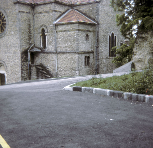 Chabeuil.- L'église.