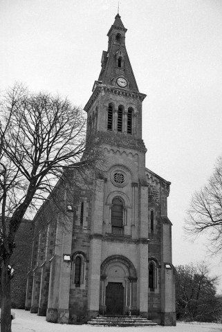 Montchenu.- L'église Saint-Michel.