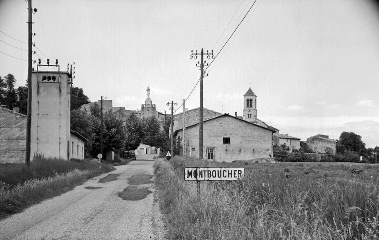 Montboucher-sur-Jabron. - L'entrée du village.