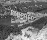 Vue aérienne de l'aqueduc et du plan d'eau de la Bourne.