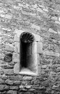 Chamaret. - Fenêtre du clocher de l'église Saint-Barthélémy.