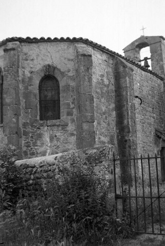 Albon.- L'abside de l'église Saint-Philibert qui était celle d'un prieuré de l'ordre de Saint-Benoît.