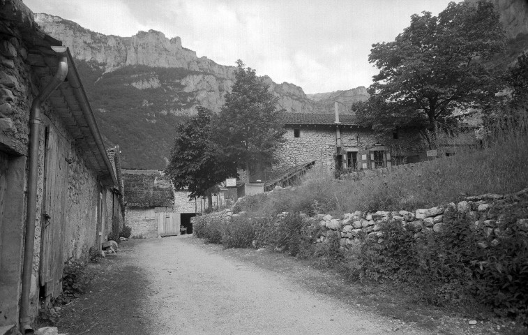 Treschenu-Creyers.- Le hameau Archiane.