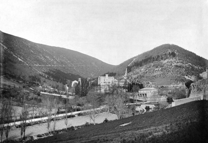 Marsanne.- Le vallon de Fresneau.