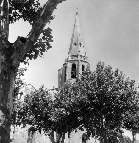 Saint-Jean-en-Royans. - Le clocher de l'église Saint-Jean.