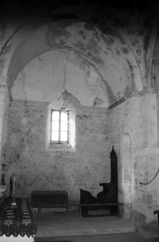 Montclar-sur-Gervanne.- Le transept sud de l'église Saint-Marcel.