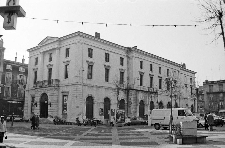 Valence. - Le théâtre.