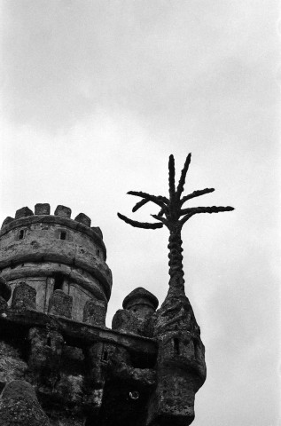 Hauterives.- Reportage sur le palais idéal du Facteur Cheval.