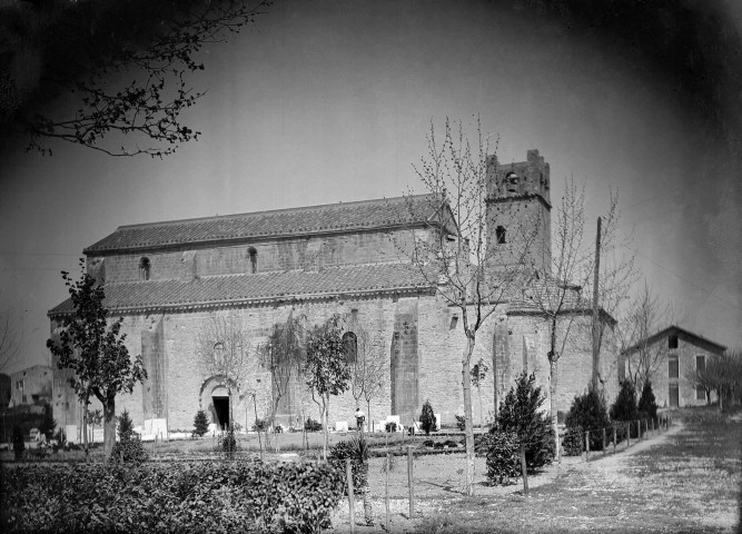 Vaison-la-Romaine (Vaucluse).- La cathédrale Notre-Dame de Nazareth du XIIe siècle.