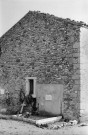 Le Pègue.- La chapelle Sainte-Anne et le cimetière.