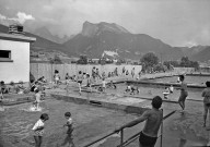 Lus-la-Croix-Haute. - La piscine.