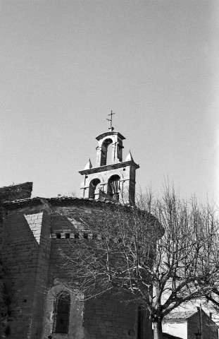 Bouchet.- Le chevet et le clocheton de l'église Notre-Dame.