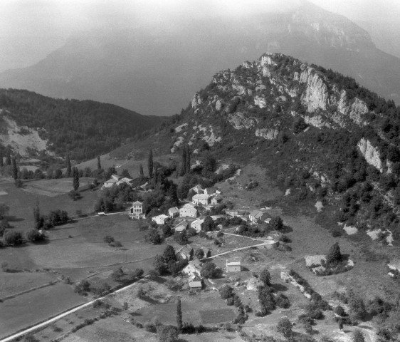 Vue aérienne de Ravel-et-Ferriers.