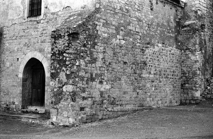 Les Tourrettes.- La chapelle Saint-Didier.
