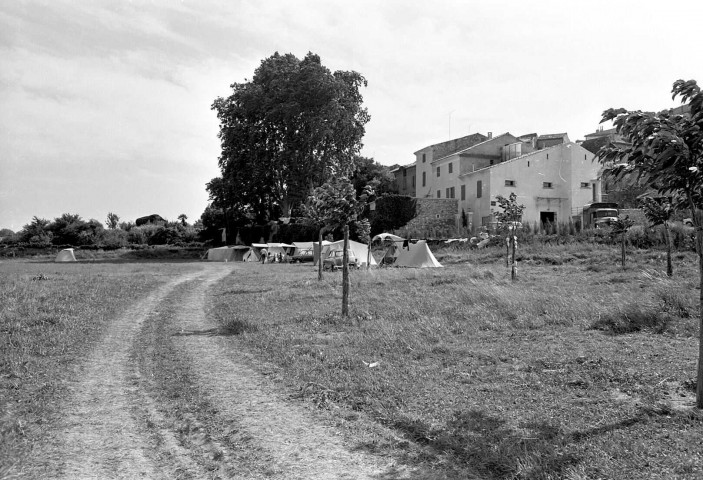 Mirabel-et-Blacons. - Le camping.