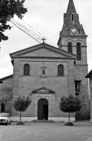 Eymeux. - L'église Saint-Saturnin.