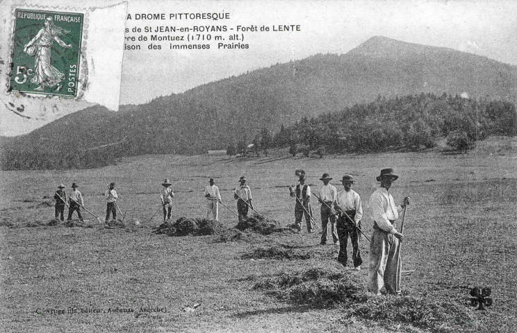 Fenaison des prairies de Montué.