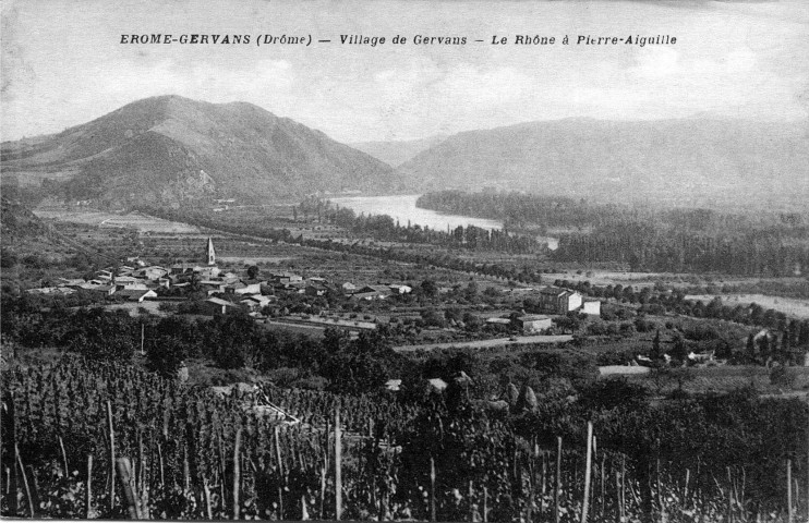 Gervans.- Vue panoramique du village.