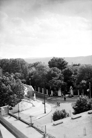 Valence. - L'entrée du parc Jouvet.