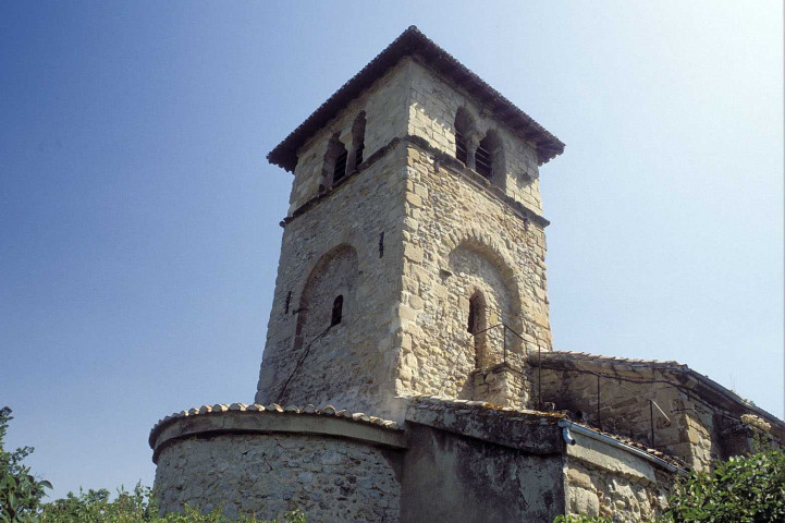 Chantemerle-les-Blés.- Le clocher de l'église.