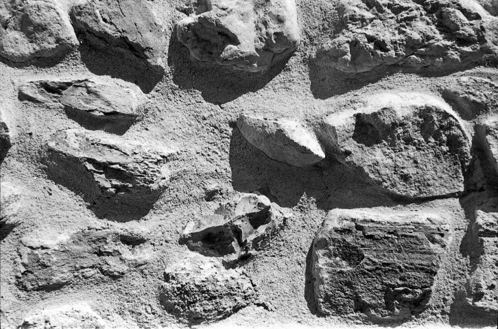 Mirabel-aux-Baronnies.- Visite du village pour une enquête architecturale.