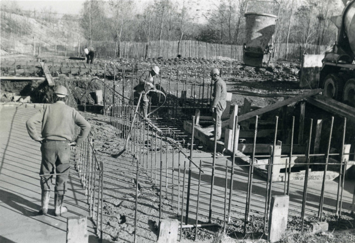 Bétonnage de la culée C6 : 92 m³ en semelle.