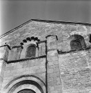 Chantemerle-les-Blés. - Détail de la façade de l'église Notre-Dame.