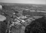 Montjoyer. - Vue aérienne de l'abbaye Notre Dame d'Aiguebelle.