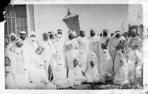 Crest.- La fanfare marocaine "Ouled Ben Daou" lors de la braderie de 1931.