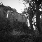 Rochegude.- Les ruines de la chapelle des Aubagnans, elle était celle d'un prieuré de l'ordre de Saint-Ruf.
