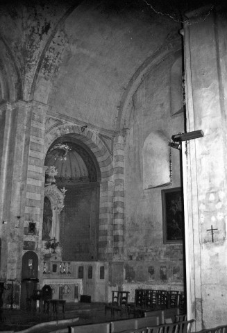 Saillans.- Le transept nord de l'église Saint-Géraud.