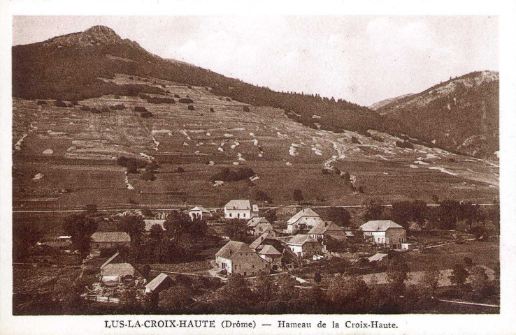 Le hameau de la Croix-Haute.