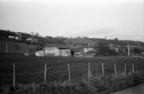 Miribel. - Les abords sud du village.