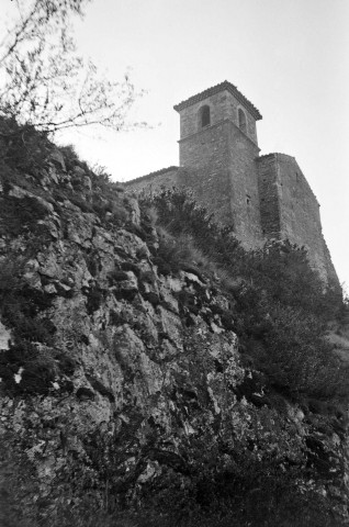 Soyans.- L'église Saint-Marcel du XIIe siècle.