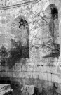 Aleyrac. - Détail de l'abside de l'église Notre-Dame de l'ancien prieuré bénédictin.