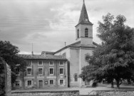 La Bâtie-Rolland. - L'église Saint-Andéol, la mairie et l'école.