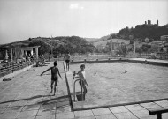 Bourdeaux.- La piscine