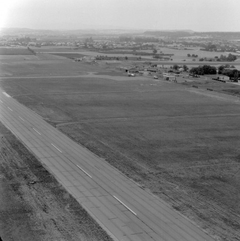 Vue aérienne de l'aérodrome.