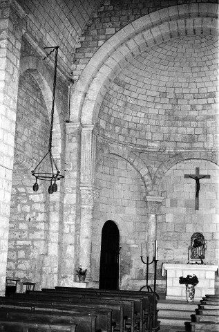 Châteauneuf-du-Rhône. - Le chœur de l'église Saint-Nicolas.