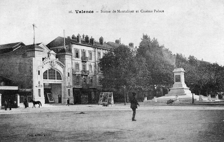 Le cinéma le Palace boulevard d'Alsace, l'actuel cinéma les Navires.