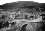 Saillans.- Le pont Martial Algoud sur la Drôme et de la ville