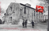 Église Notre-Dame servant, grâce à une séparation, aux cultes catholique et protestant.